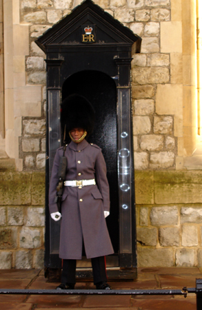 Beefeater guarding Jewel House